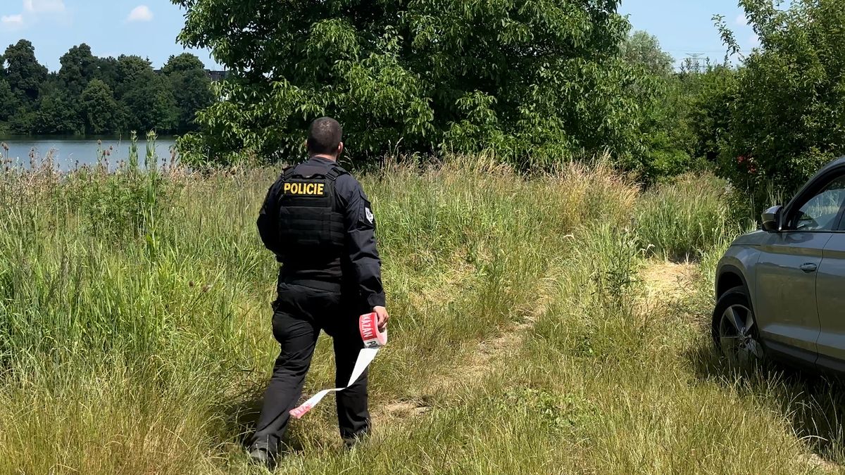 Pohřešovaného seniora našli mrtvého v rybníku Šeberák